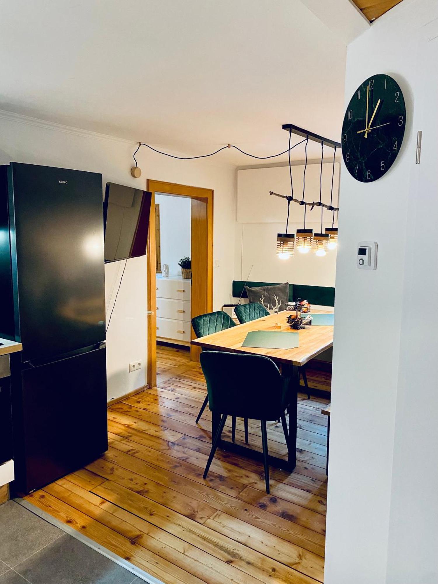 Apartment Breitenstein In Historischem Bauernhaus フィッシュバッハウ エクステリア 写真